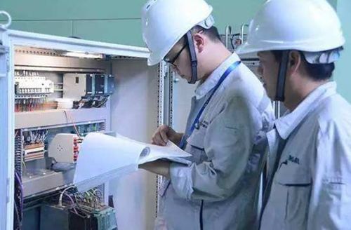 22年專業(yè)熱搜榜單 計(jì)算機(jī)退居第3,電氣沖上第2,財經(jīng)類未進(jìn)前10